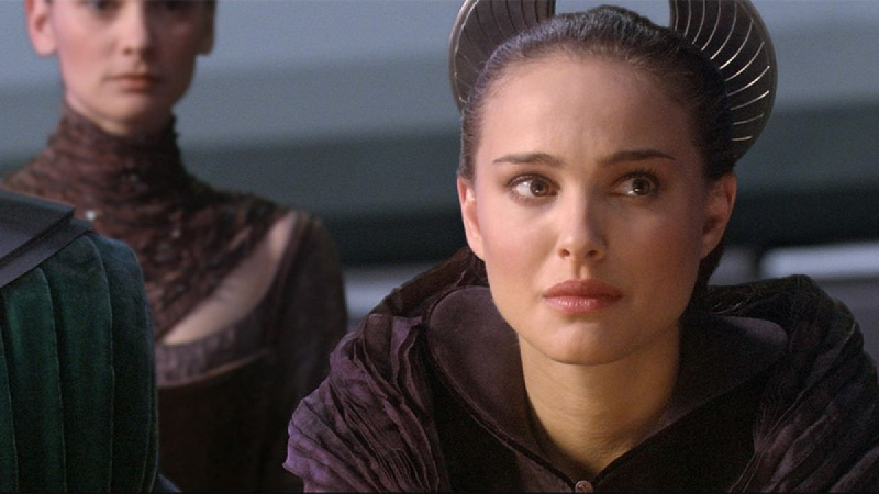'No..I'm 18': Natalie Portman minns ett konstigt möte med kung Charles på röda mattan i hennes Star Wars-film