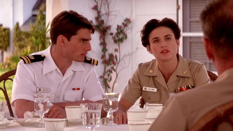   Ο Tom Cruise και η Demi Moore σε ένα στιγμιότυπο από το A Few Good Men