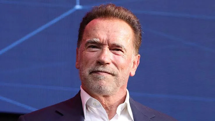 „Sie sterben. Sie wissen nicht, was zum Teufel sie tun“: Arnold Schwarzenegger, 75, warnte Fitnessfreaks, die Steroide verwenden, obwohl er selbst damit „experimentiert“.