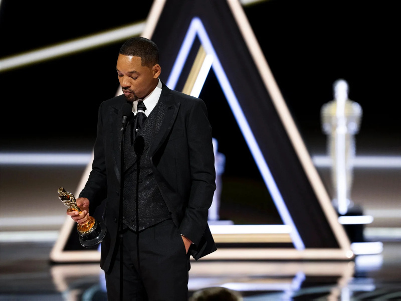Will Smith pokušao je uvjeriti Chrisa Rocka i druge crne glumce da bojkotiraju dodjelu Oscara prije nego što ga je ošamario da brani Jadu Pinkett Smith