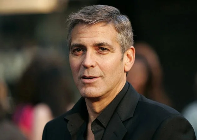 'Jennifer og George kunne ikke fordra hverandre': Jennifer Lopez hatet George Clooneys 'Goofball Behavior' mens de filmet deres film på 77 millioner dollar
