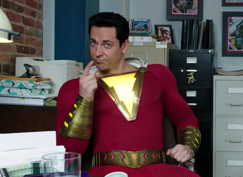 „Ich würde nicht alles glauben“: Zachary Levi neckt James Gunn, der Shazam nicht neu startet, obwohl er Henry Cavills Superman verdrängt hat