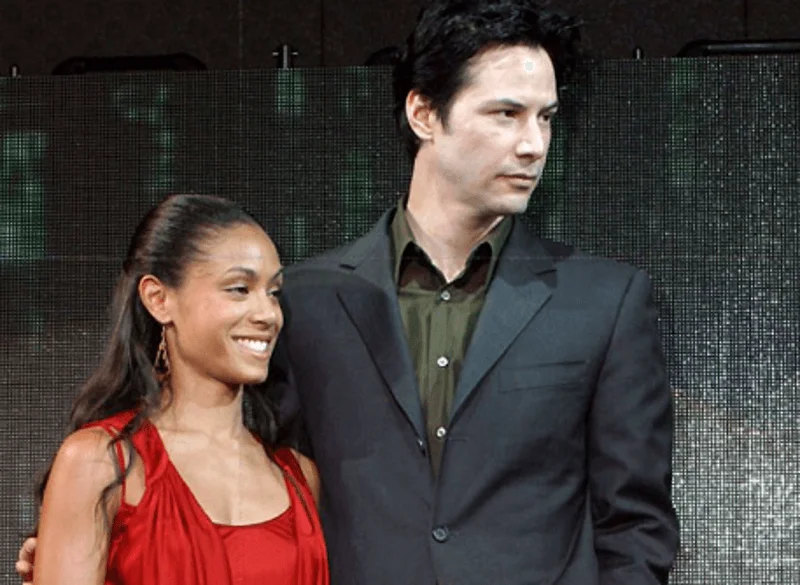 „Ich denke, heute ist der Tag, an dem Keanu vielleicht einen Kuss haben möchte“: Jada Pinkett Smith wird ehrlich über Keanu Reeves, der in „Matrix“ fast ihr Freund geworden wäre