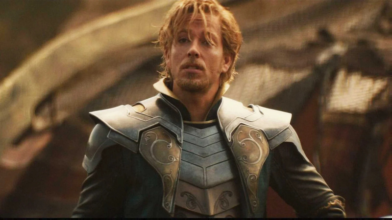  Thor: Karanlık Dünya (2013)