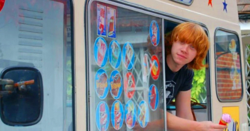   Rupert Grint w swojej furgonetce z lodami