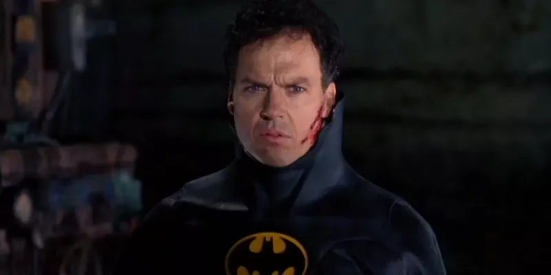 „Dieses Fandom ist so dumm und leichtgläubig“: Internet kritisiert DC-Fans, die mit Boykott von The Flash drohen, basierend auf unbegründeten Gerüchten über den Ausstieg von Michael Keatons Batman aus DCU