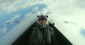   Tom Cruise lélegzetelállító teljesítményt nyújt a Top Gun Maverick-kel