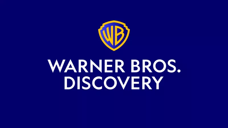   „Warner Bros FandomWire“.