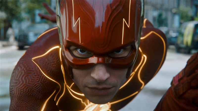   Ο Έζρα Μίλερ στο The Flash (2023)