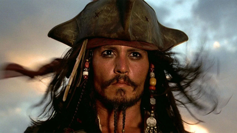   Johnny Depp kapteeni Jack Sparrowina