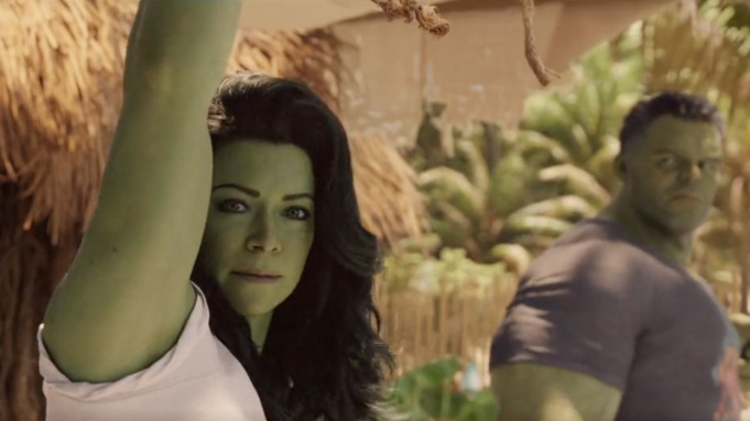   Il nuovo trailer di She-Hulk viene presentato in anteprima, mostra il personaggio che rompe la quarta parete