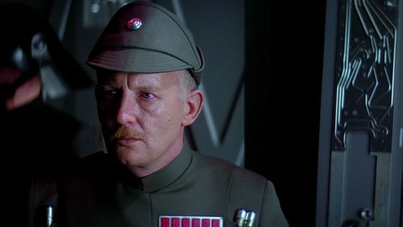 Адмирал Озел от Междузвездни войни е бунтовнически шпионин
