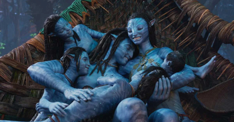   Avatar 2는 장대한 스토리텔링으로 번창합니다.
