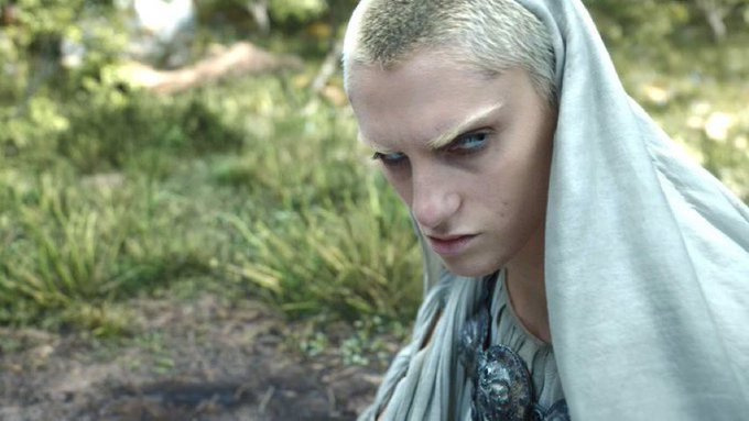   Енсон Бун као Саурон у филму „ГОСПОДАР ПРСТЕНОВА: ПРСТЕНОВИ МОЋИ“