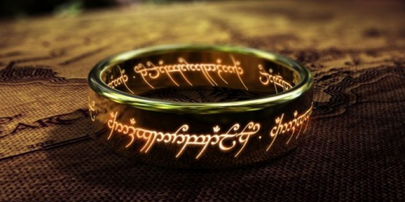   Властелинът на пръстените Пръстените на властта Саурон