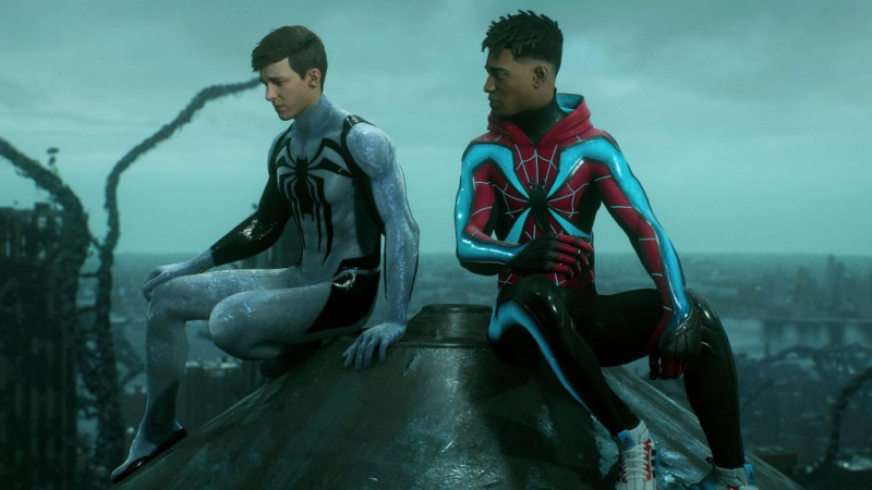 L'abito più odiato di Marvel's Spider-man 2 è un pezzo controverso del posizionamento degli annunci Adidas