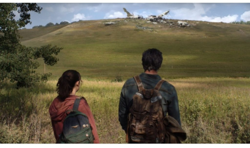 „Той е невероятно щедър“: Бела Рамзи работи със звездата на Mandalorian Pedro Pascal в The Last of Us