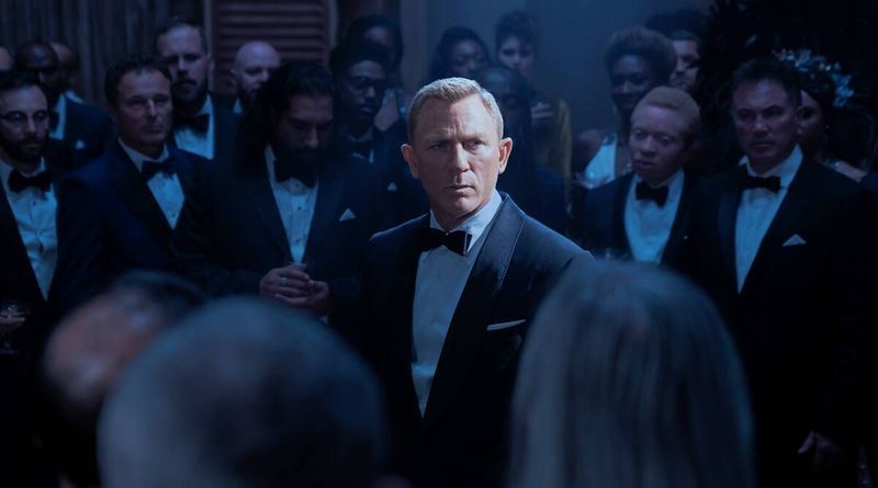 Ni časa za umreti : najnovejši film o Jamesu Bondu