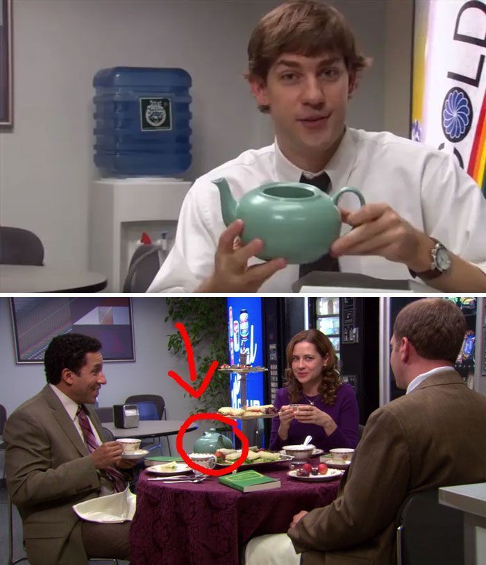 Pam koristi čajnik koji joj je Jim dao za klub Finer Things dvije sezone kasnije