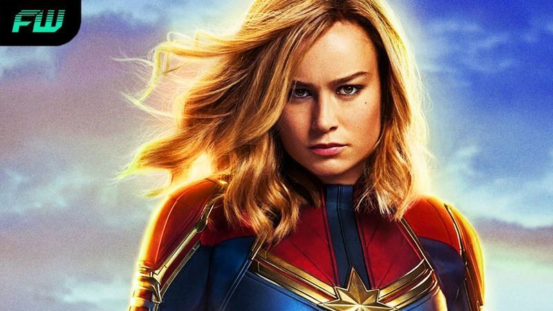 Brie Larson afferma di ignorare il contraccolpo di 'Captain Marvel'.