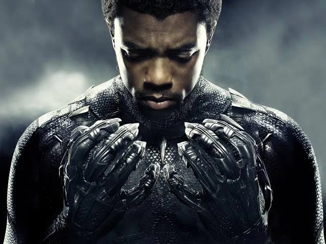 „Avengers: Endgame“ ist trotz seiner 2,7 Milliarden US-Dollar großen Einspielergebnisse nicht der beste MCU-Film, Experten loben Chadwick Bosemans „Black Panther“.