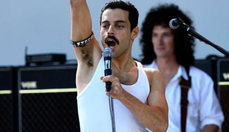   Фреди Меркюри в Bohemian Rhapsody (2018) даде всичко от себе си на ролята.
