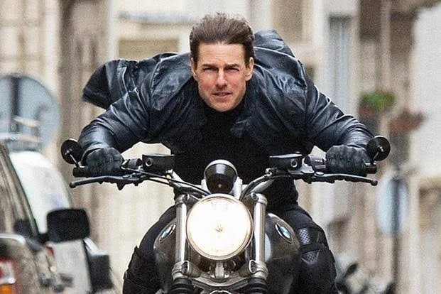 'Teeme lihtsalt ära': Tom Cruise oli valmis end esimesel päeval tapma, tagamaks, et Mission Impossible meeskond ei tegeleks tema juhusliku surma tõttu tootmise kestel viivitusega