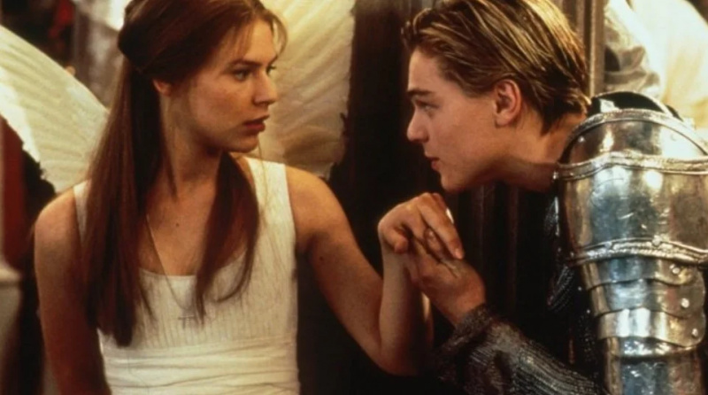   Claire Danes myönsi kerran ihastuneensa Leonardo DiCaprioon