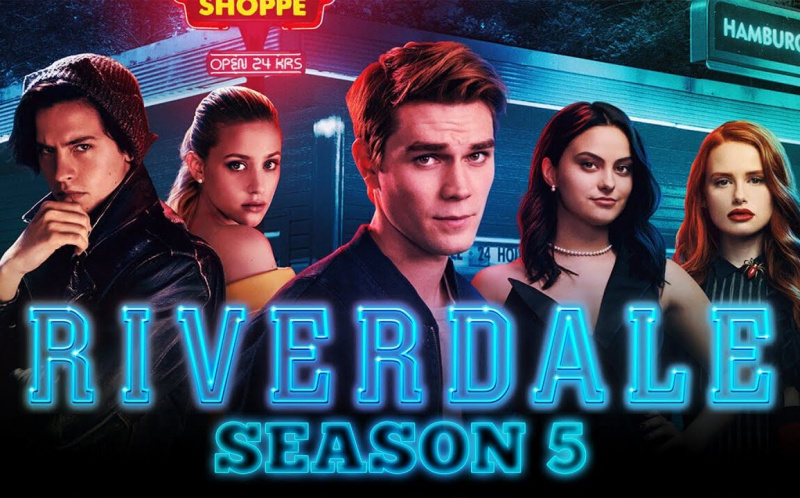 Riverdale의 시즌 5가 여기 있으며 여기에 대한 팬 반응이 있습니다.