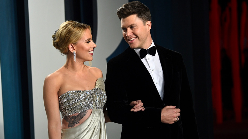   Scarlett Johansson Husband 2021: Hvem er Colin Jost? Er ScarJo gift? | StyleCaster