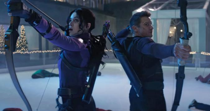 Disney+ Hawkeye: Neuer Clip zeigt, wie Clint Barton mit Stark Tech Pfeile herstellt