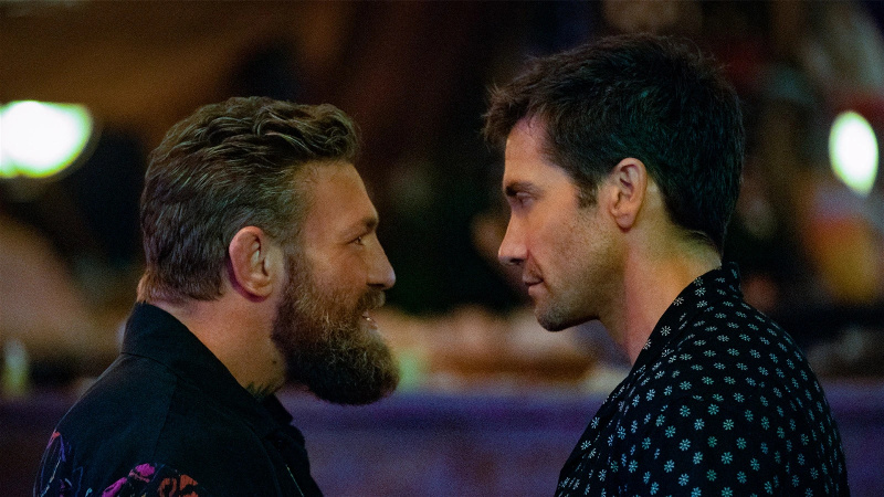 Road House 2: Jake Gyllenhaals remake skiljer sig mycket från Patrick Swayzes version som sätter upp en uppföljare i Mid-Credits-scenen