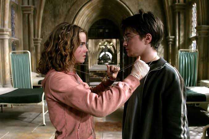 Als ich Zeit habe, auf die Toilette zu gehen, wurde mir gesagt: Emma Watsons beunruhigende Erfahrung während Harry Potter könnte der Grund sein, warum sie Hollywood verlassen hat