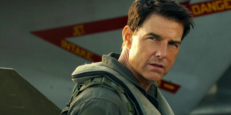 „Jis šiuo metu atlieka misiją: neįmanoma“: Tomui Cruise'ui labai patiko „Top Gun 3“ scenarijus, prodiuserio problemų pareiškimas