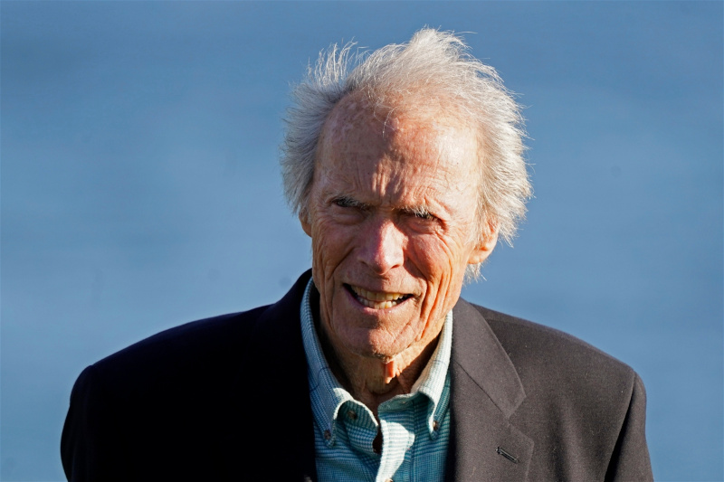 „Ich sagte auf keinen Fall“: Clint Eastwood hätte seine bahnbrechende Hollywood-Rolle beinahe abgelehnt, die ihn zu einer Western-Legende machte, die sich völlig von John Wayne unterschied