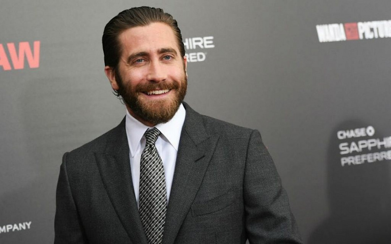 „Si najhorší herec, akého som kedy videl“: Jake Gyllenhaal, ktorý takmer hral Batmana, dostal ostrú kritiku od režiséra Pána prsteňov za jeho katastrofálny konkurz