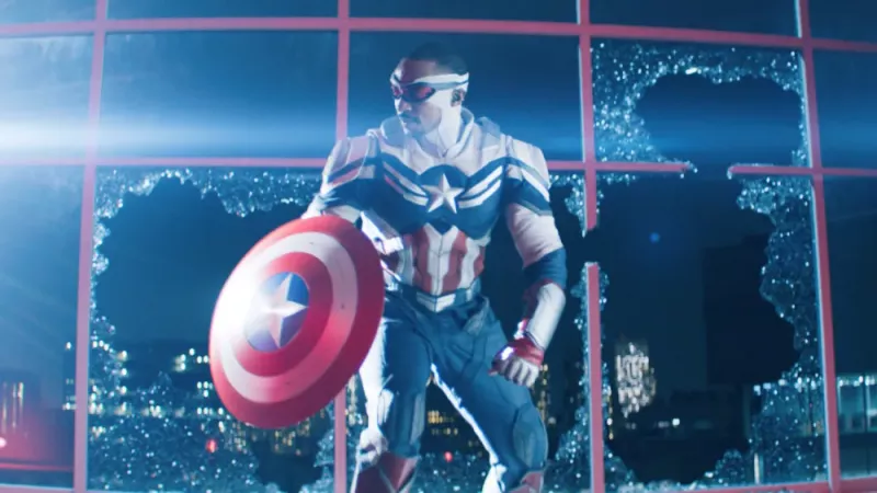   אנתוני מאקי בתור קפטן אמריקה