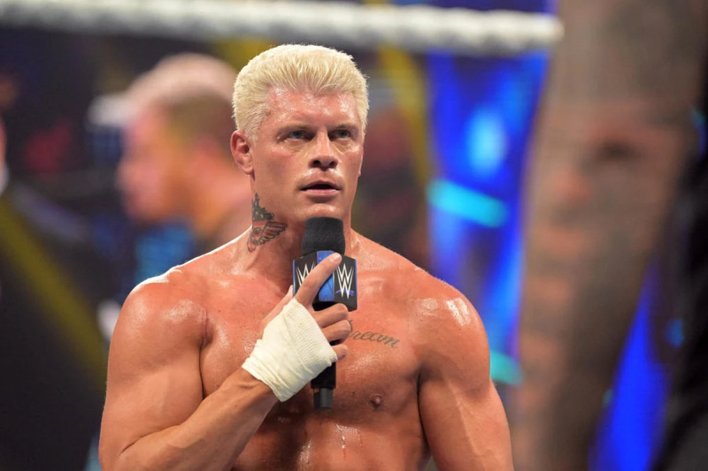 Das ikonische Duell zwischen Dwayne Johnson und Roman Reigns bei SmackDown bedeutet für WWE-Fans nach dem Fehler von Cody Rhodes nichts