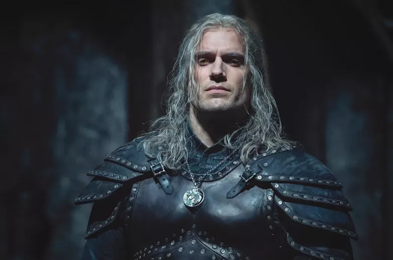   Henry Cavill Rivialı Geralt rolünde