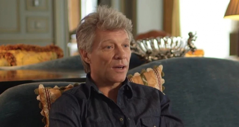 “누구도 뚱뚱한 엘비스를 사랑하지 않았습니다”: Bon Jovi가 Rockstar가 되기 위한 실제적인 어려움을 밝힙니다.